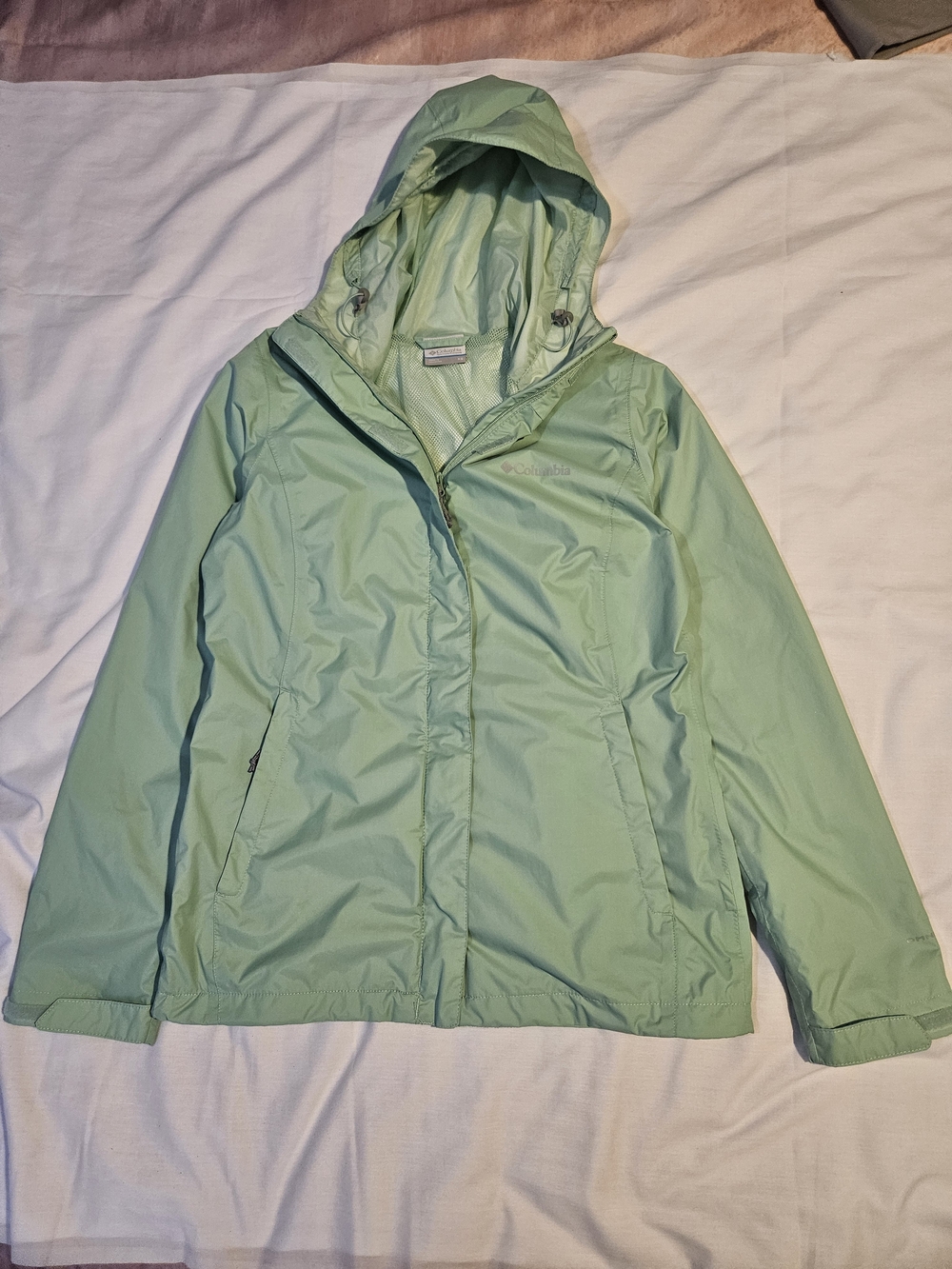 Columbia Women’s Light Mint Green Hooded Ski Jacket